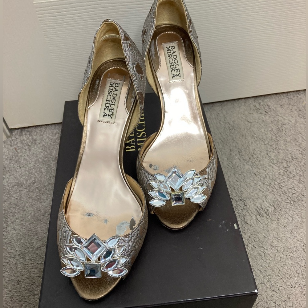 Badgley Mischka Kassabella Brocade Peep Toe Heels - Picture 1 of 5